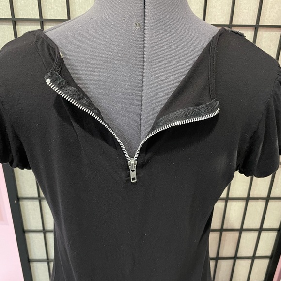 TWENTYONE women’s black floral neckline blouse size S preloved condition - Picture 8 of 11